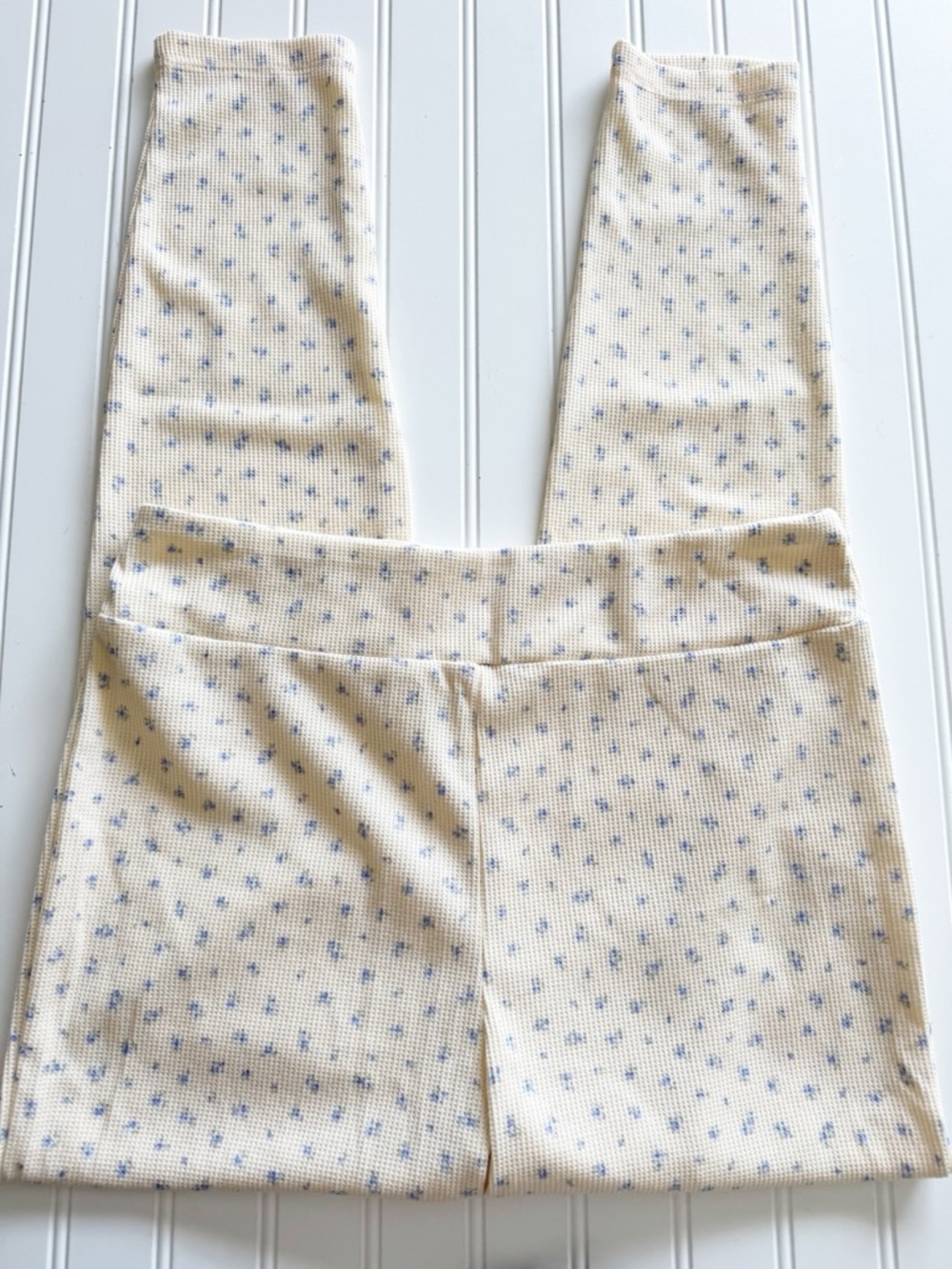 Laura Ashley Waffle Knit Floral Lounge Pants - Size Large